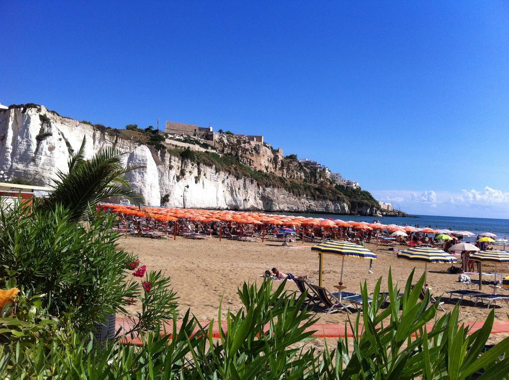 Hotel Falcone Vieste Exterior foto