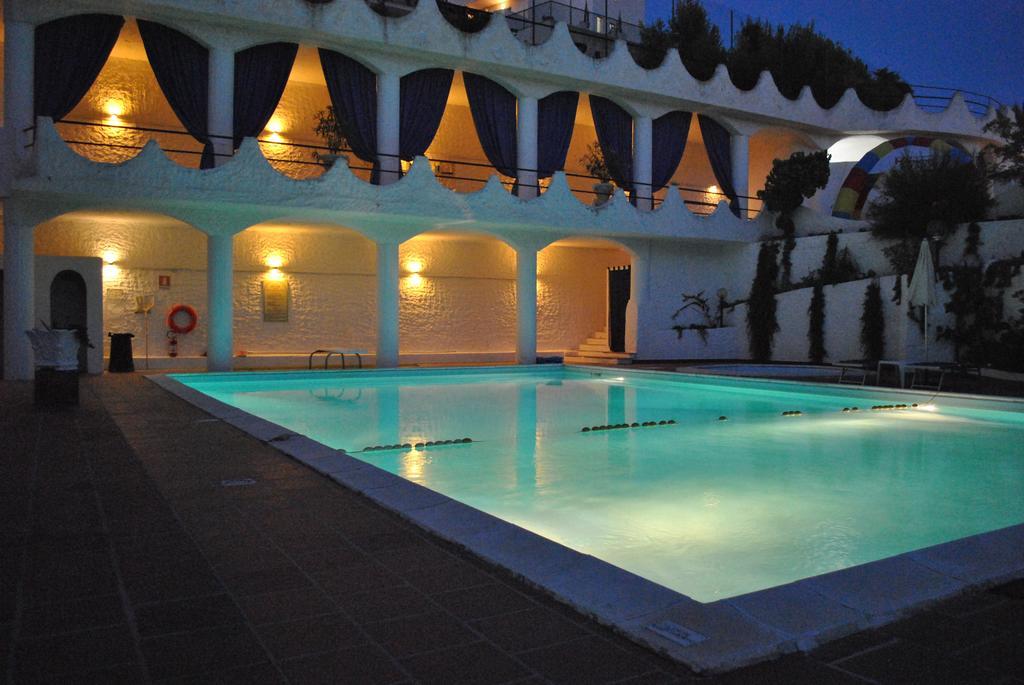 Hotel Falcone Vieste Exterior foto